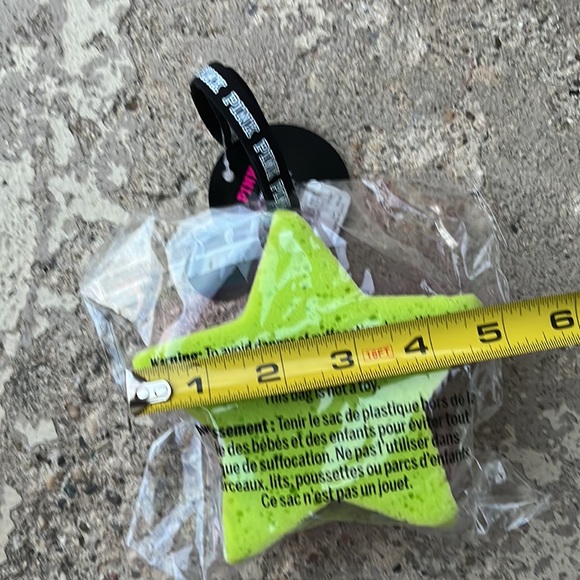 New Pink Loofah - Picture 8 of 9